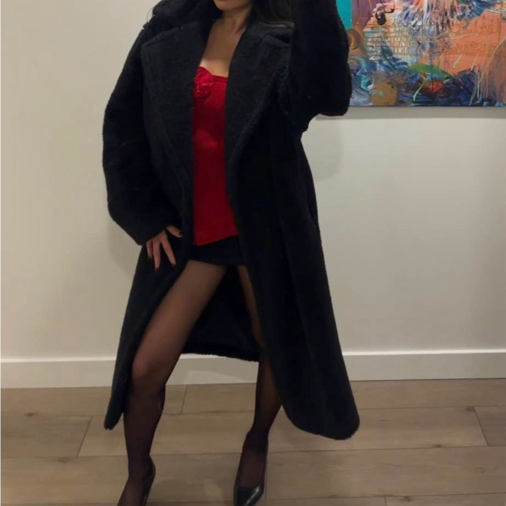 Aritzia Black Teddy Jacket - Picture 3 of 3